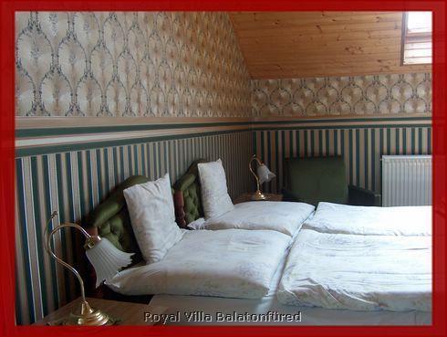 Royal Villa Balatonfüred Pokoj fotografie